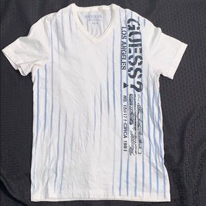 Guess Men’s V Neck T Shirt Size XS